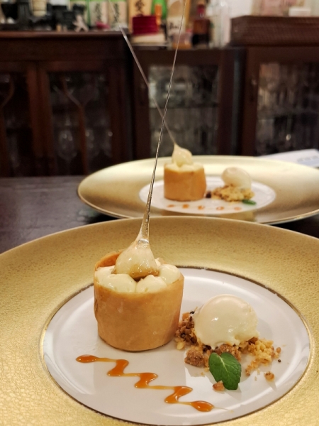 リンゴのシュトゥルーデル